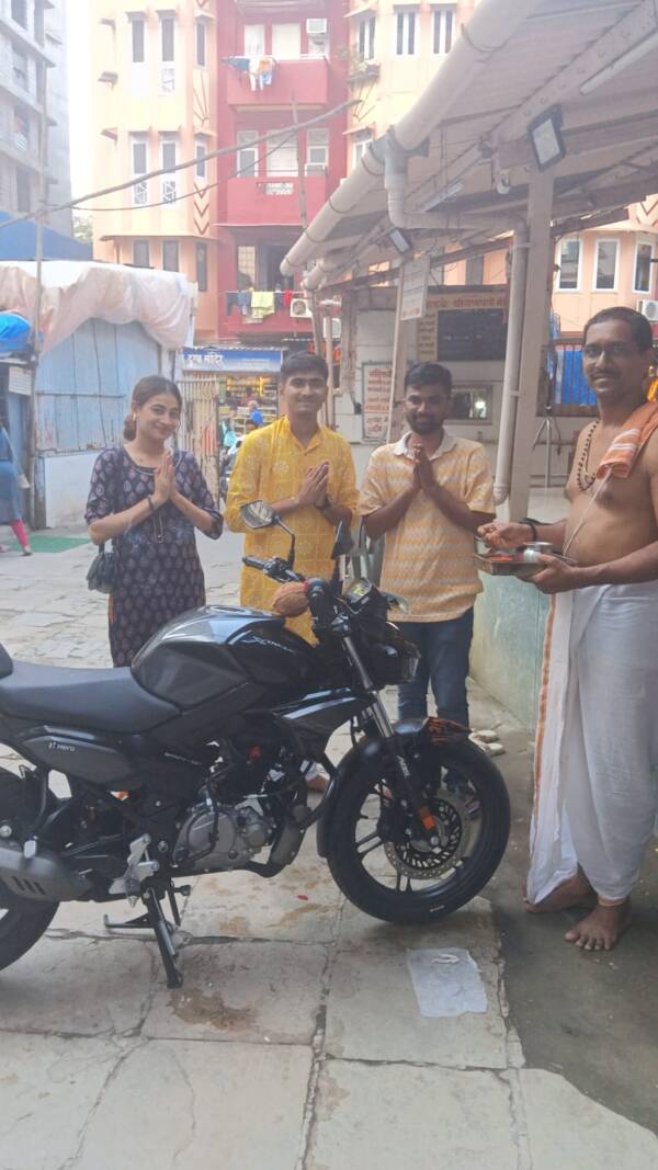 Two wheeler vehicle worship